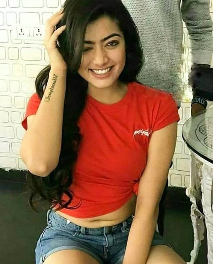 Rashmika Mandanna Wiki Age Height Weight Boyfriend Net Worth Family Body Measurement and Hot Pictures