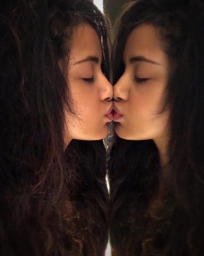 South Indian Actress Anupama Parameswaran 12 Hot Gorgeous Pictures