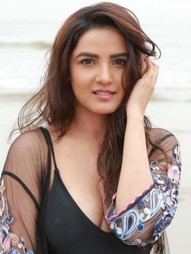 Jasmin Bhasin On Bollywood Debut I am Very Excited