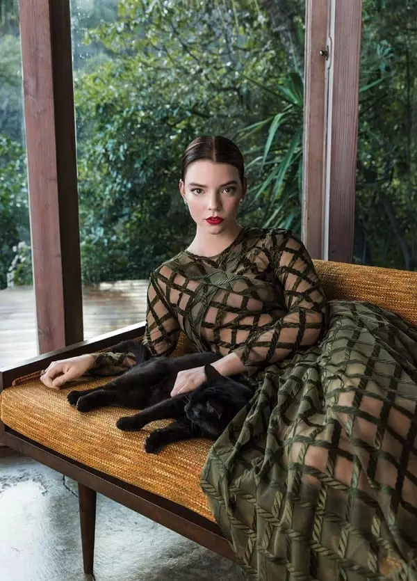 8 Hottest Pictures Of Anya Taylor-Joy 