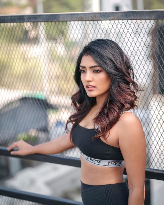 12 Hot Gorgeous Pictures Of Eesha Rebba