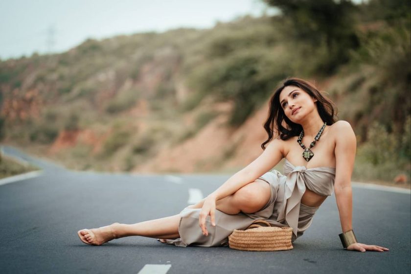Donal Bisht 12 Hot Cute Gorgeous Pictures 1 Donal Bisht Wiki Bio Age Height Weight Net Worth