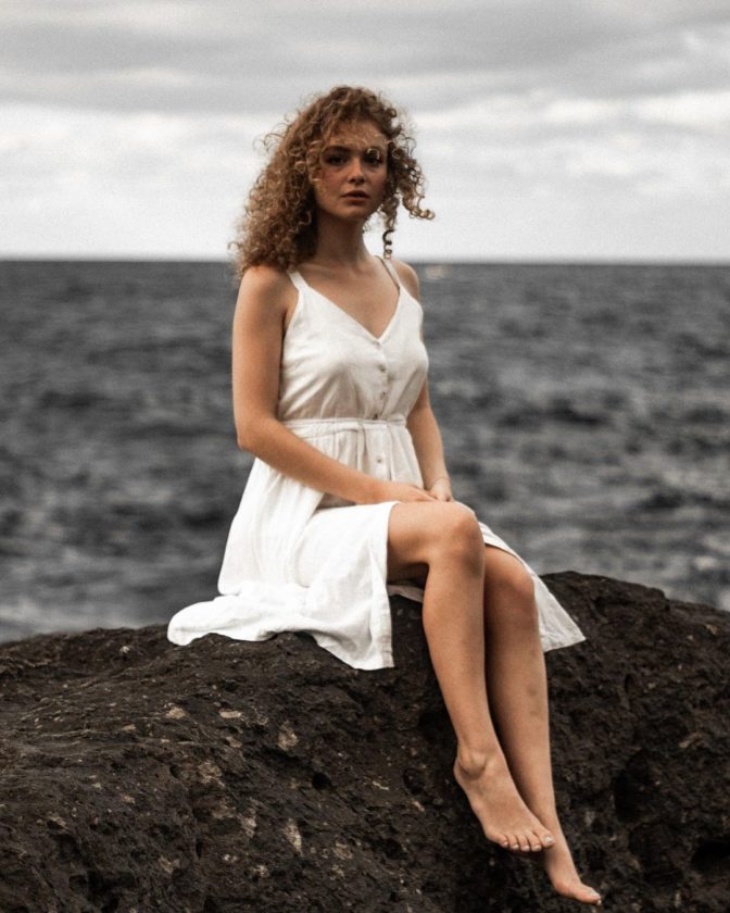 Serra Arıtürk 10 Hot Gorgeous Pictures