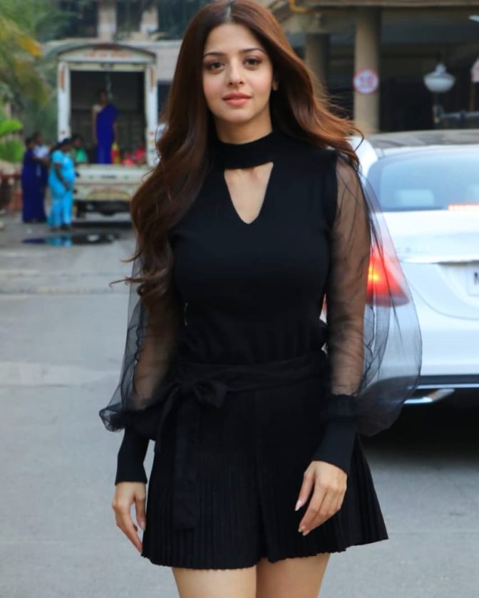 Vedhika 8 Hot Cute Gorgeous Pictures 13 Vedhika 8 Hot Cute Gorgeous Pictures