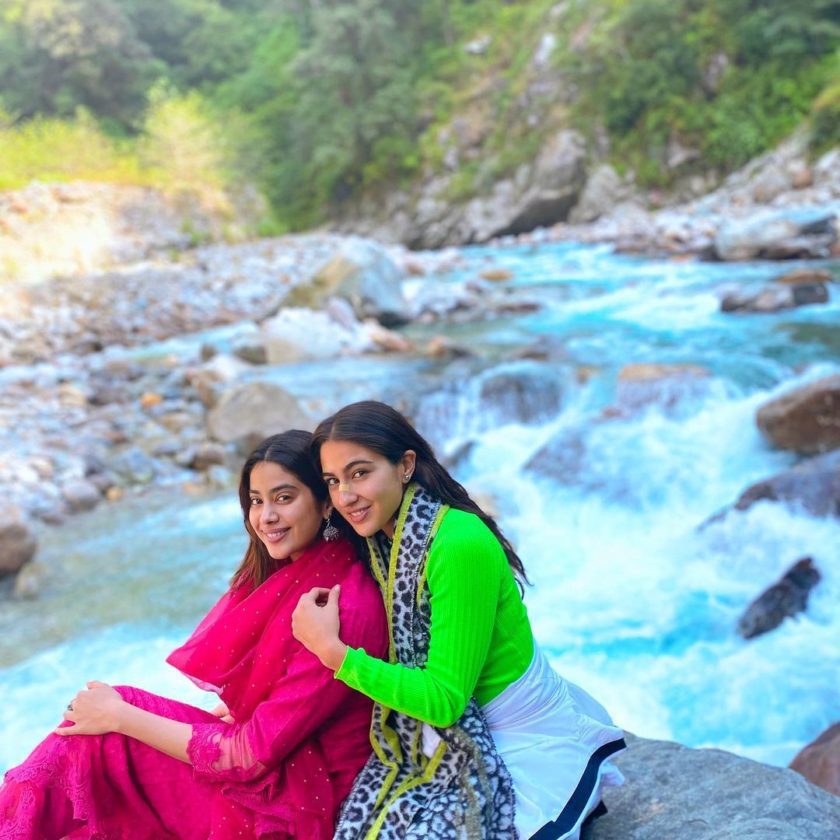 BFF Janhvi Kapoor and Sara Ali Khan Latest Pictures 8 BFF Janhvi Kapoor and Sara Ali Khan Latest Pictures