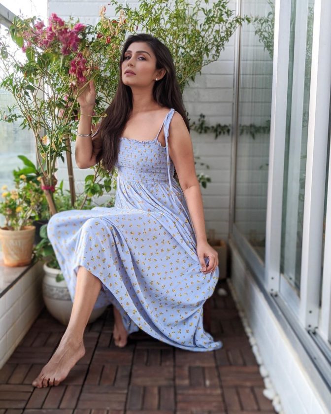 Simran Kaur Hundal Hot Gorgeous Pictures
