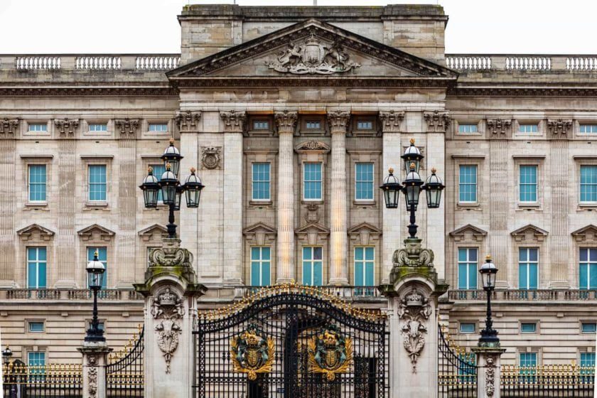 Most Expensive And Lavish Houses In The World 7 Buckingham Palace