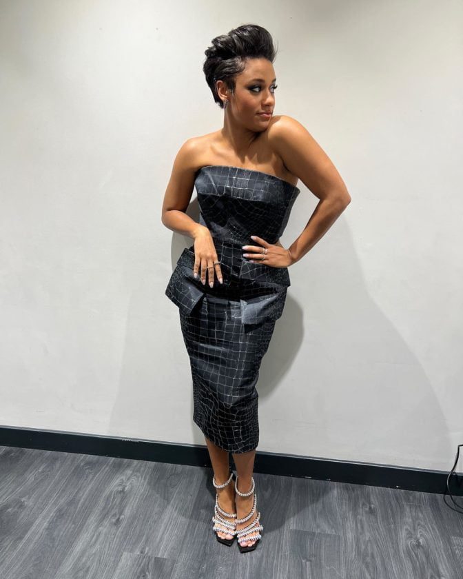 Ariana DeBose Wiki Age Height Weight Boyfriend Net Worth 2022 1 Ariana DeBose Wiki Age Height Weight Boyfriend Net Worth 2022
