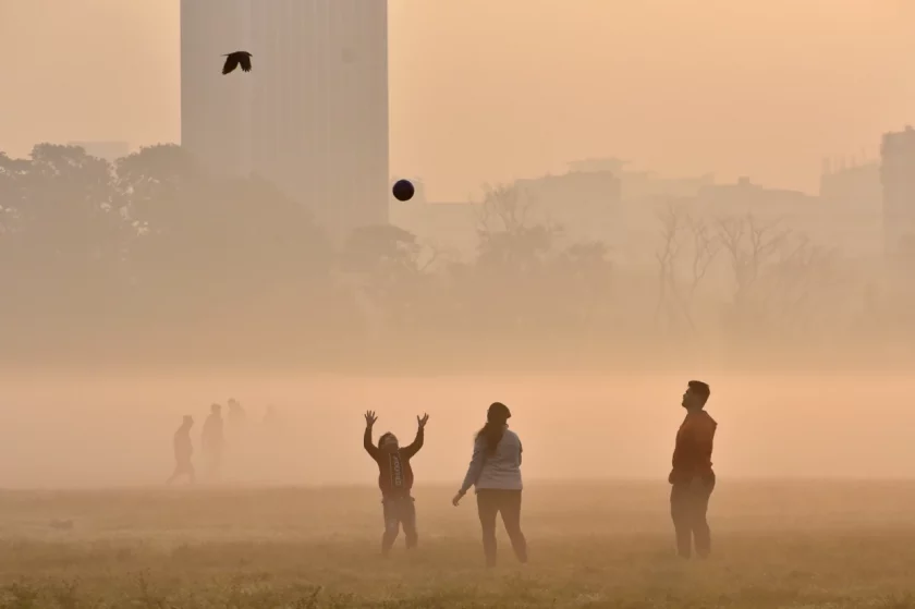 The U.N. health agency says nearly everybody in the world breathes air that doesn't meet its standards for air quality 1 The U.N. health agency
