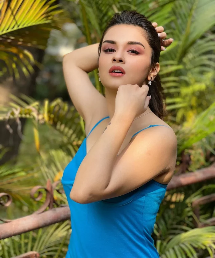 Avneet Kaur Slaying The Internet In Black Top and Blue Top