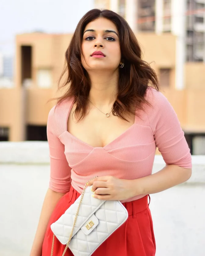 Hot Gorgeous Shraddha Das In Pink, Too Hot To Handle