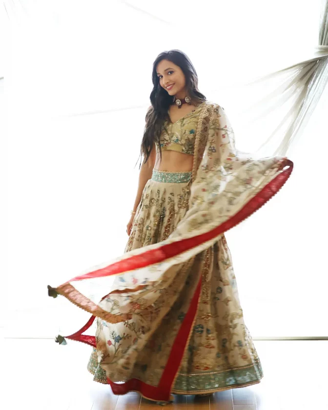KGF Actress Srinidhi Shetty and Tradition Wear a deadly combination 7 KGF Actress Srinidhi Shetty and Tradition Wear a deadly combination