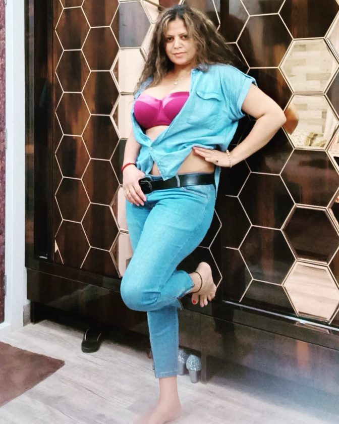 Heart Broken Sapna Sappu Shared a Picture 2 Sapna Sappu (Sapna Bhabhi) Biography