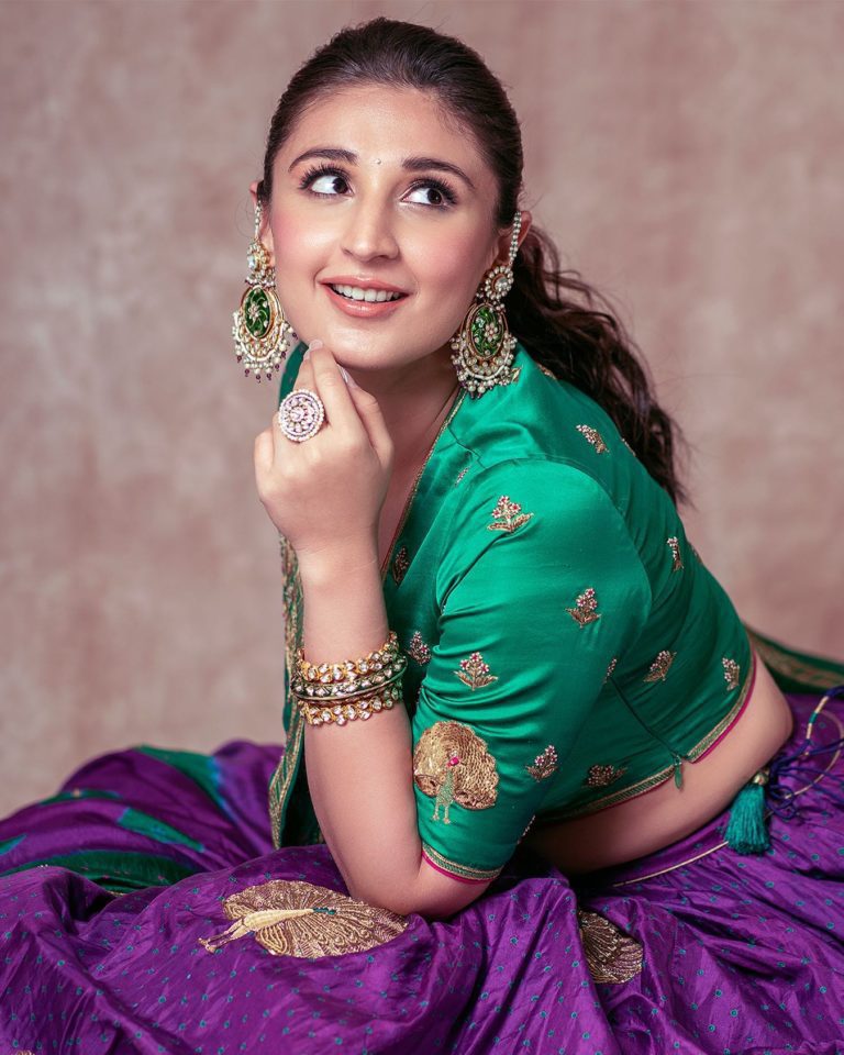 Singer Dhvani Bhanushali Looks Gorgeous In Desi Avtar