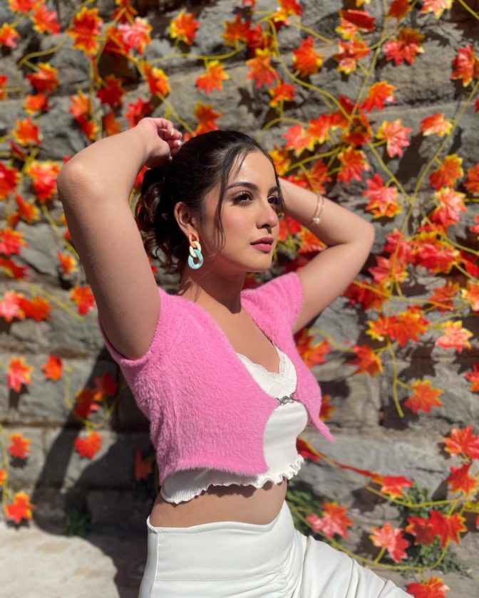 Ali Baba actress Tunisha Sharma cute Pictures 9 Ali Baba actress Tunisha Sharma cute Pictures