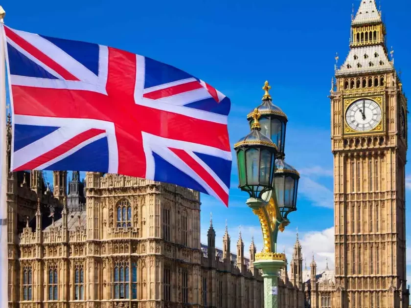 More Than a 30% rise has been seen in the United Kingdom Covid Cases 1 More Than a 30% rise has been seen in the United Kingdom Covid Cases