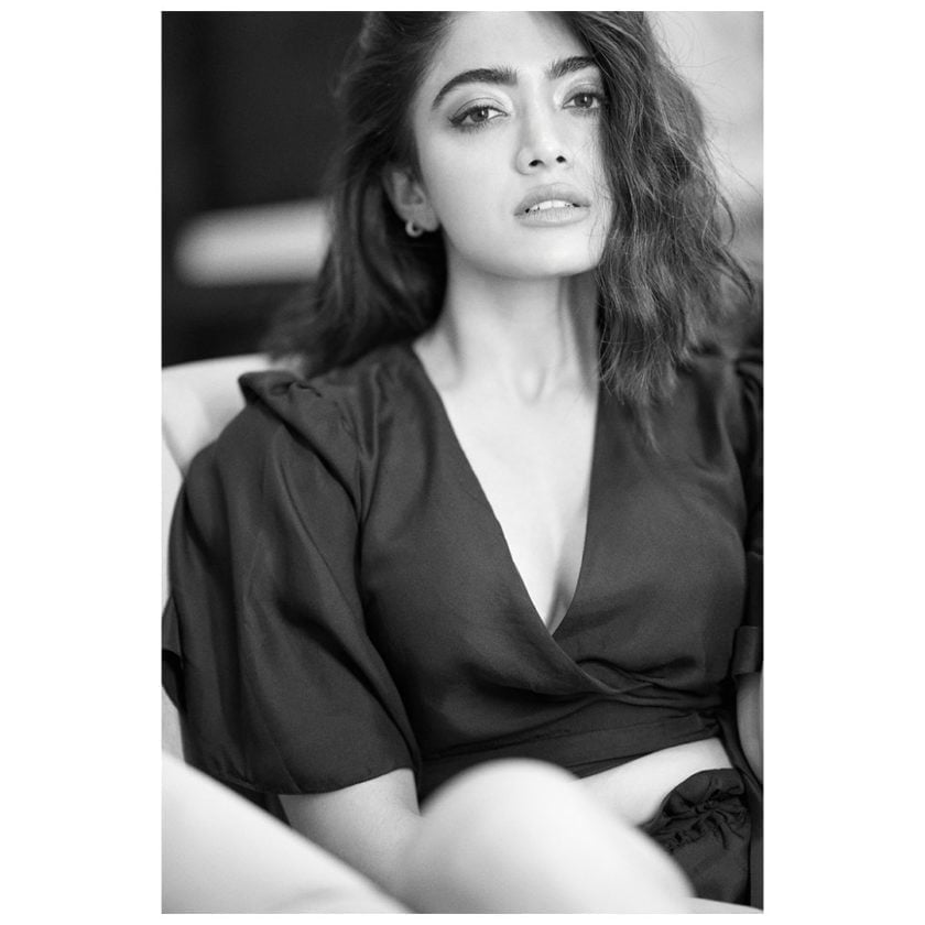 Rashmika Mandanna posed b*old, wearing a deep neckline top 3 Rashmika Mandanna posed b*old, wearing a deep neckline top