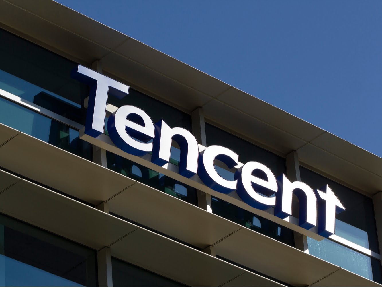 $370 billion Chinese tech giant Tencent's first ever revenue decline 1 $370 billion Chinese tech giant Tencent's first ever revenue decline